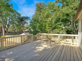 1257 Magnolia Lane, Herndon VA 20170