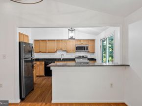 1257 Magnolia Lane, Herndon VA 20170