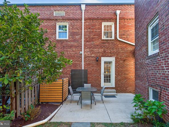 6711 Kenwood Forest Lane 46, Chevy Chase MD 20815