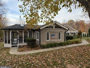 2714 Hunter Mill Road, Oakton VA 22124