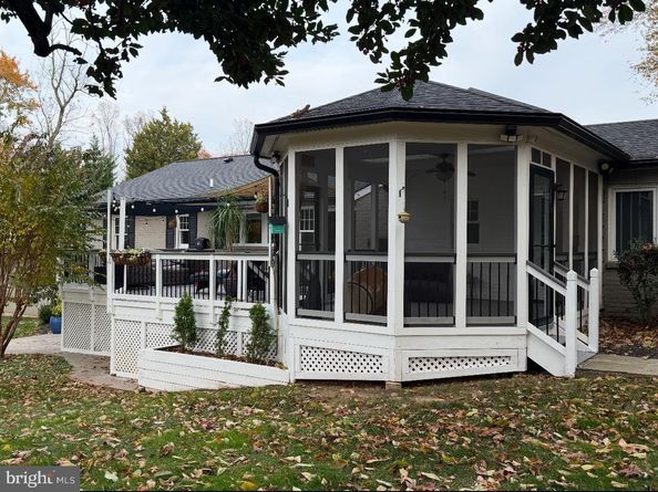 2714 Hunter Mill Road, Oakton VA 22124