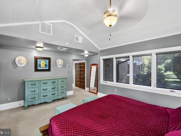 2714 Hunter Mill Road, Oakton VA 22124