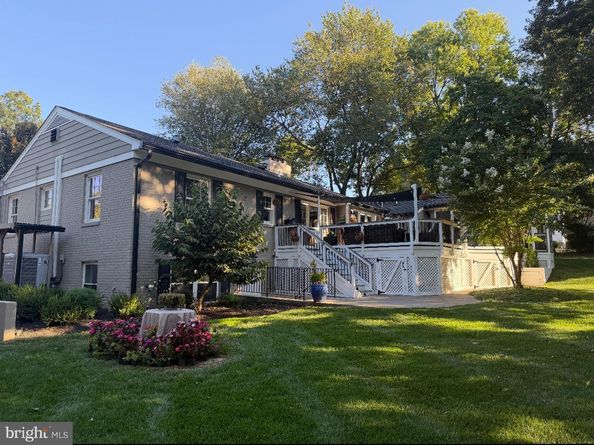 2714 Hunter Mill Road, Oakton VA 22124