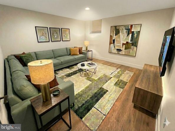 2441 S Clarion Street, Philadelphia PA 19148