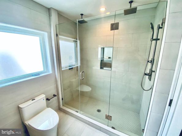 2441 S Clarion Street, Philadelphia PA 19148