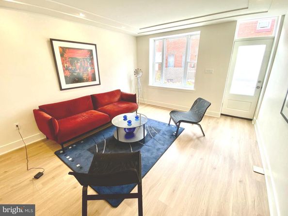 2441 S Clarion Street, Philadelphia PA 19148