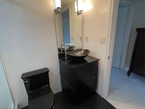 374 Golfview Rd 106, North Palm Beach FL 33408