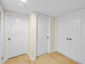 374 Golfview Rd 106, North Palm Beach FL 33408