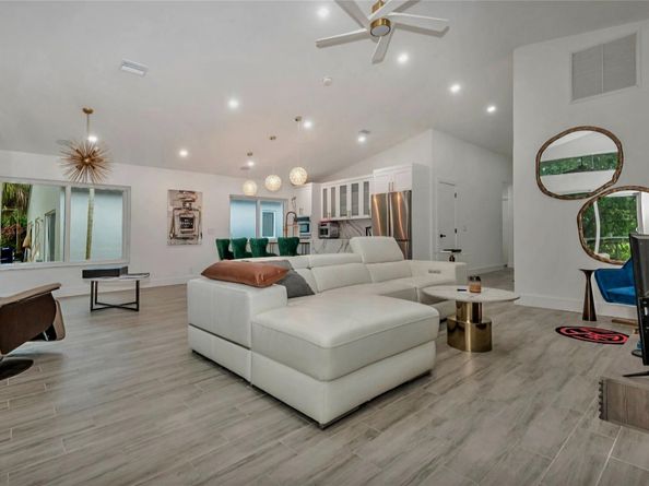 1508 SW 149th Ave, Pembroke Pines FL 33027