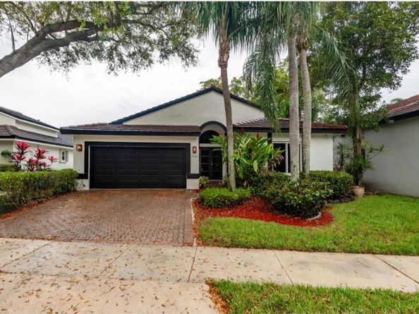 1508 SW 149th Ave, Pembroke Pines FL 33027
