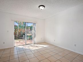 10845 NW 46th Dr, Coral Springs FL 33076