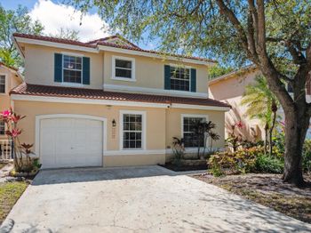 10845 NW 46th Dr