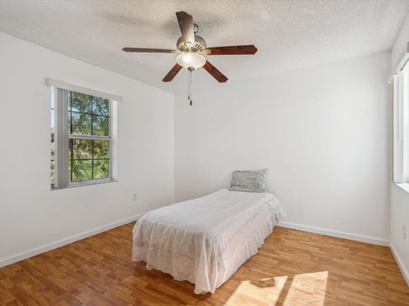 10845 NW 46th Dr, Coral Springs FL 33076