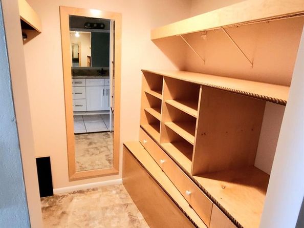 2710 Riverside Dr 202A, Coral Springs FL 33065