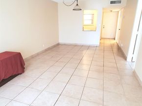 2710 Riverside Dr 202A, Coral Springs FL 33065