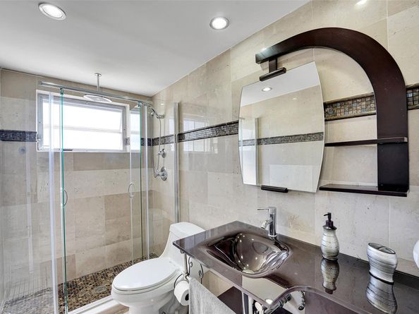 17090 NE 14th Ave 103, North Miami Beach FL 33162