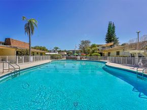 17090 NE 14th Ave 103, North Miami Beach FL 33162