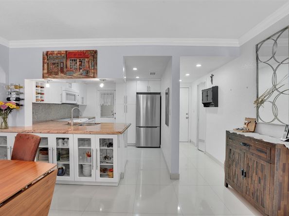 17090 NE 14th Ave 103, North Miami Beach FL 33162