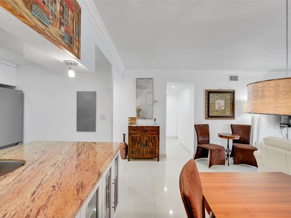 17090 NE 14th Ave 103, North Miami Beach FL 33162