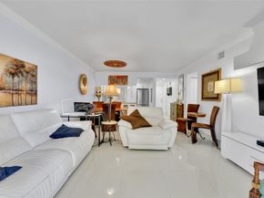 17090 NE 14th Ave 103, North Miami Beach FL 33162