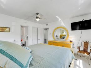 17090 NE 14th Ave 103, North Miami Beach FL 33162