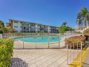 17090 NE 14th Ave 103, North Miami Beach FL 33162