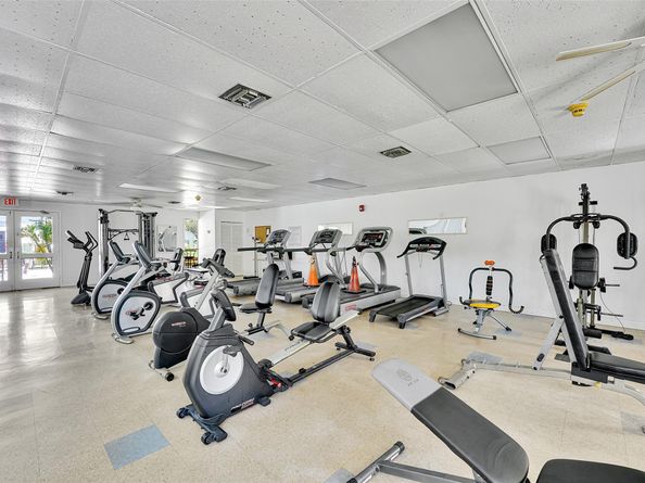 17090 NE 14th Ave 103, North Miami Beach FL 33162