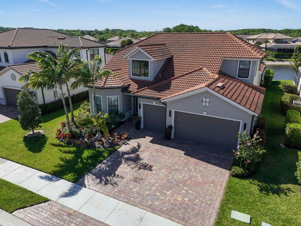 121 Blanca Isles Lane, Jupiter FL 33478