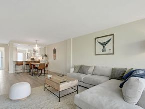 800 SE 4th St 302, Fort Lauderdale FL 33301