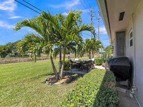 2533 Dudley Drive W E, West Palm Beach FL 33415