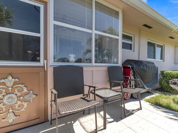 2533 Dudley Drive W E, West Palm Beach FL 33415