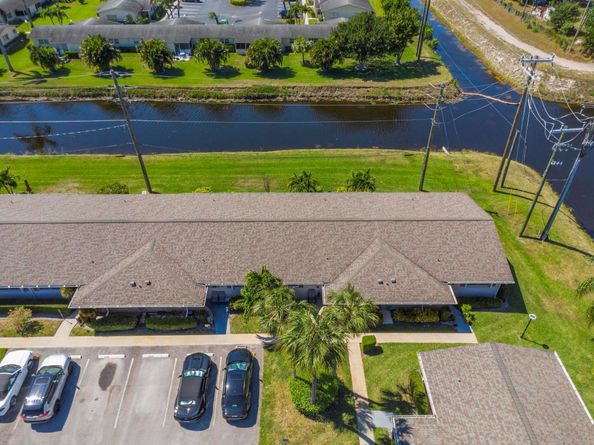 2533 Dudley Drive W E, West Palm Beach FL 33415