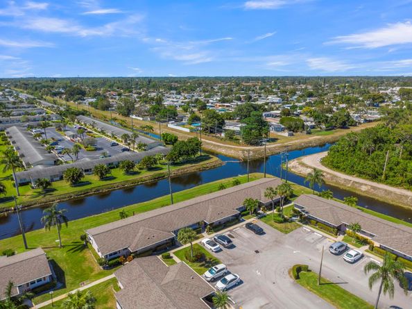 2533 Dudley Drive W E, West Palm Beach FL 33415