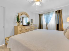2533 Dudley Drive W E, West Palm Beach FL 33415