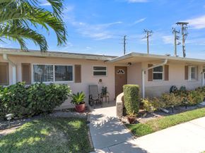 2533 Dudley Drive W E, West Palm Beach FL 33415