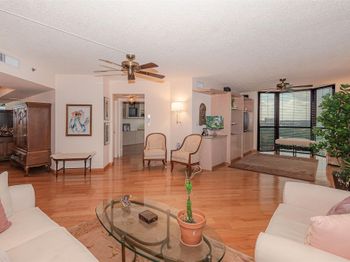 3598 Yacht Club Dr
