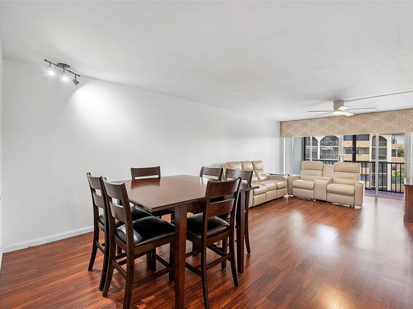 3955 N Nob Hill Rd 404, Sunrise FL 33351