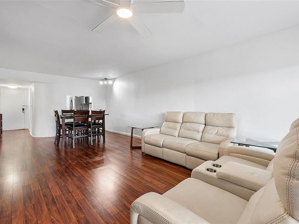 3955 N Nob Hill Rd 404, Sunrise FL 33351