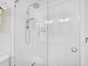 240 Captains Walk 517, Delray Beach FL 33483