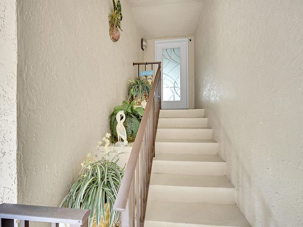 240 Captains Walk 517, Delray Beach FL 33483
