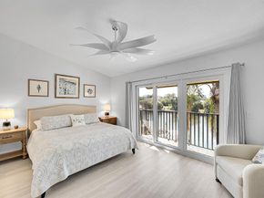 240 Captains Walk 517, Delray Beach FL 33483