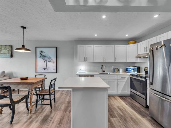 1502 S Lakeside Dr 402, Lake Worth Beach FL 33460