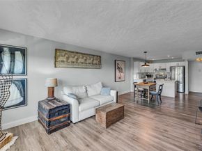 1502 S Lakeside Dr 402, Lake Worth Beach FL 33460