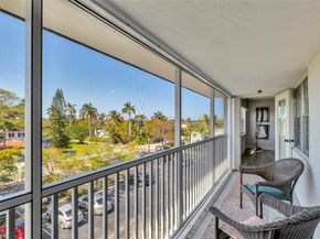 1502 S Lakeside Dr 402, Lake Worth Beach FL 33460