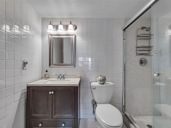 1502 S Lakeside Dr 402, Lake Worth Beach FL 33460