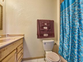 33 Spinning wheel lane 33, Tamarac FL 33319