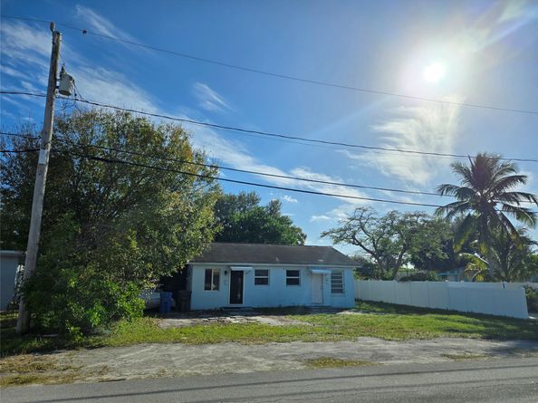 1262 NE 34th Ct, Oakland Park FL 33334