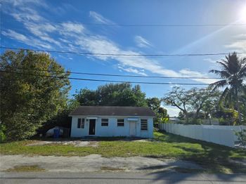 1262 NE 34th Ct