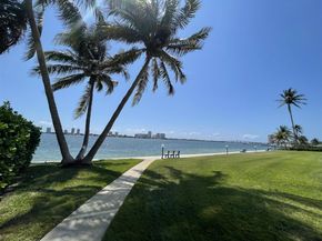 401 Lake Shore Drive 301, Lake Park FL 33403