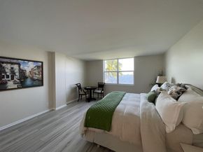 401 Lake Shore Drive 301, Lake Park FL 33403